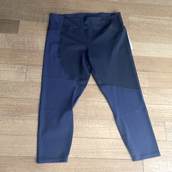 lululemon athletica Pants - Brand New! Lululemon Nulu Crops